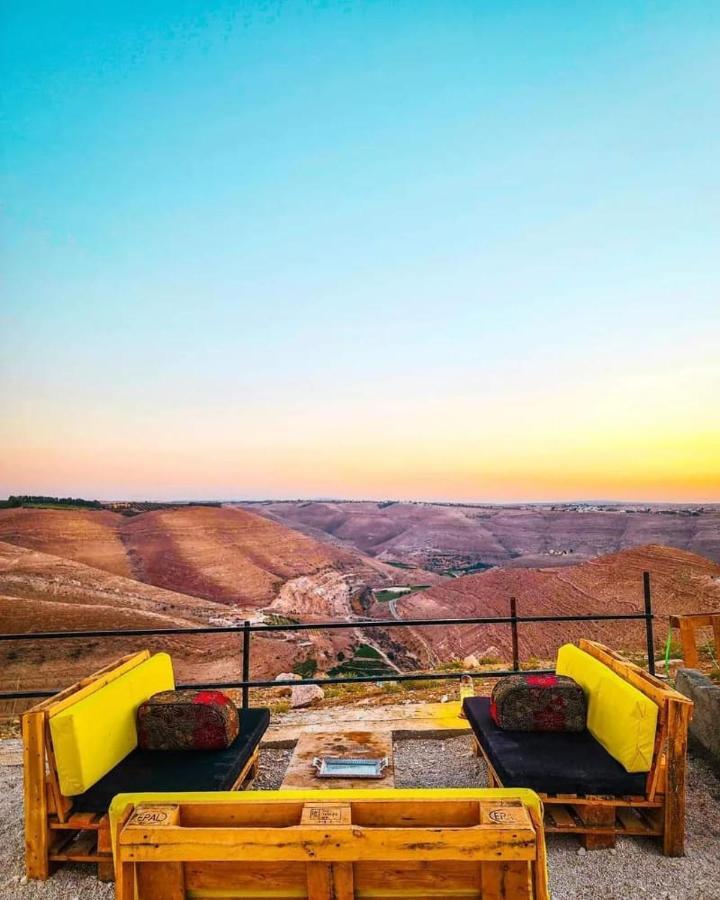 Hotel Wadi Al-Wala View Camp Madaba Exterior foto